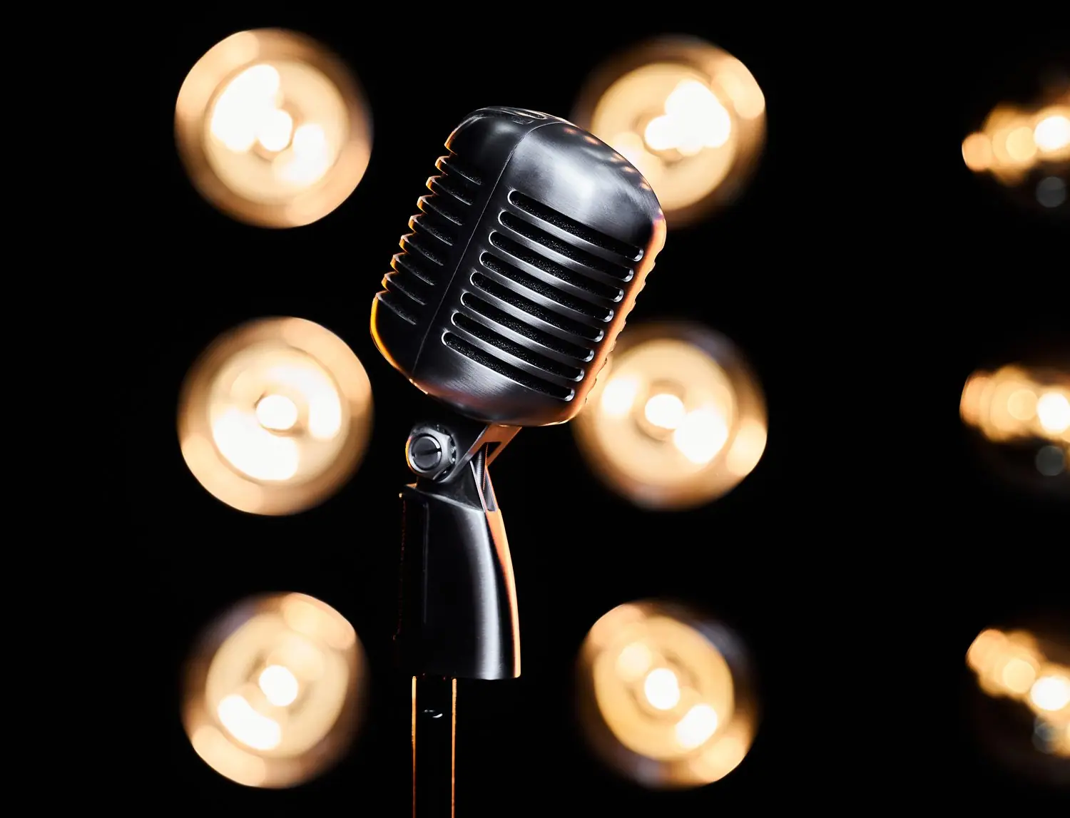 Comedy club: Rozwój sceny komediowej w województwie